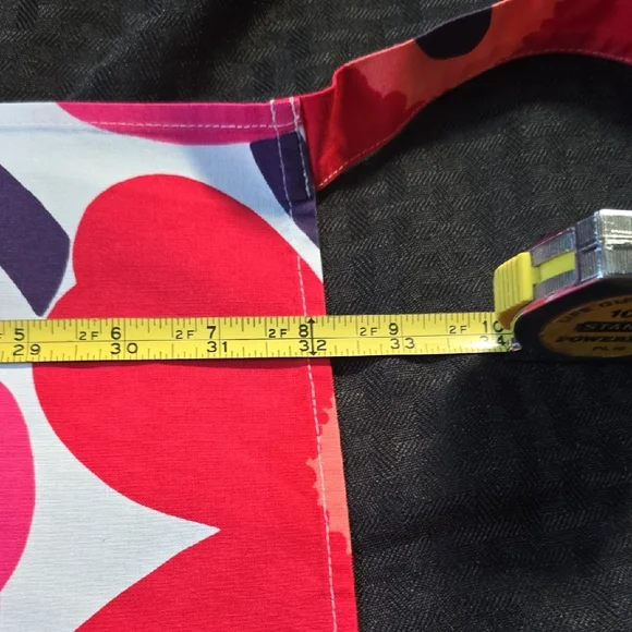 Marimekko Pieni Unikko Pink And Red Floral Apron. - Picture 3 of 10